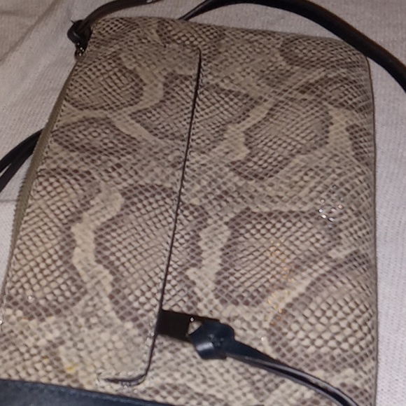 Handbag - Picture 7 of 7